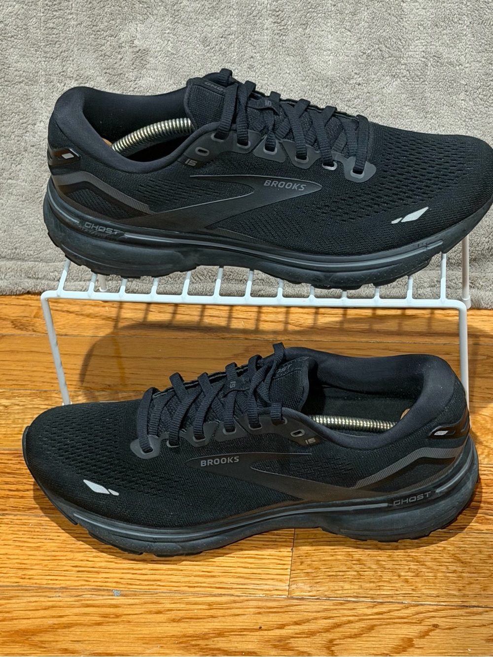 BROOKS GHOST 15 BLACK SNEAKERS ATHLETIC RUNNING SHOES US WOMENS SZ 11 B COMFY